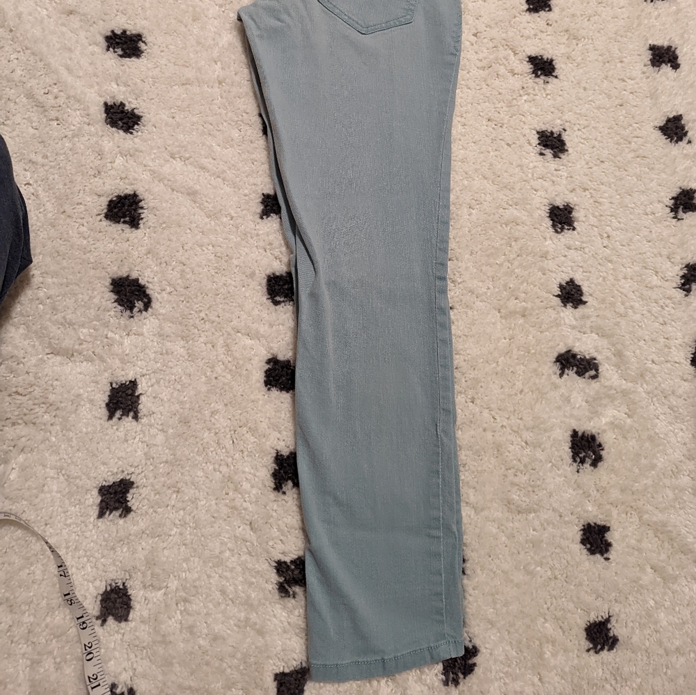 Jessica Simpson Jeans - Picture 7 of 10